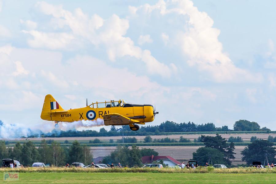 North American T-6 Harvard Mk.4M KF584 (SP-YIX) z 1953 roku - AirShow Rudniki 2025