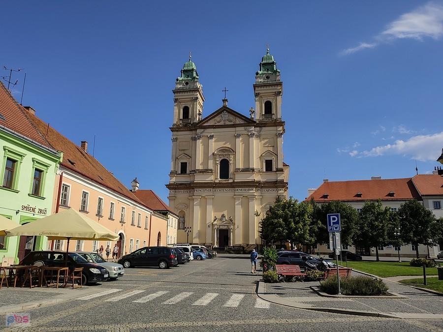 Valtice - kościół Wniebowzięcia NMP