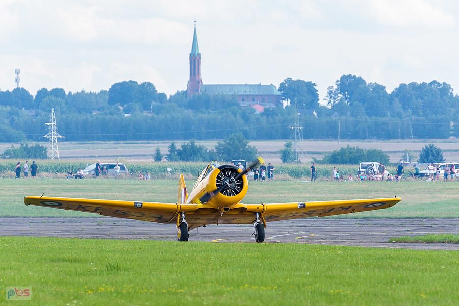 North American T-6 Harvard Mk.4M KF584 (SP-YIX) z 1953 roku - AirShow Rudniki 2025