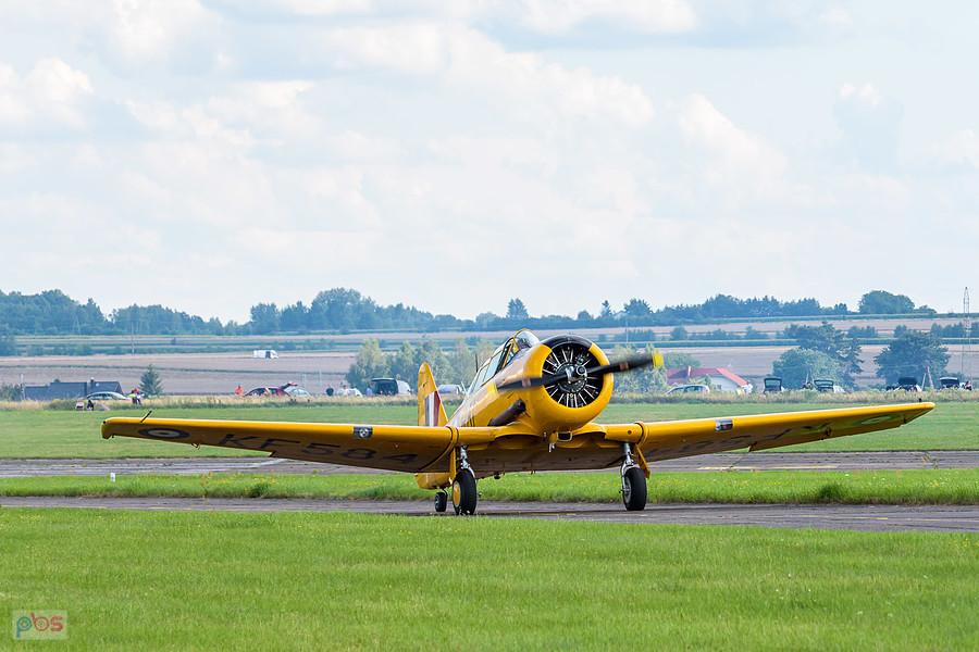 North American T-6 Harvard Mk.4M KF584 (SP-YIX) z 1953 roku - AirShow Rudniki 2025