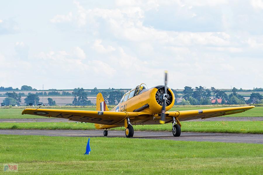 North American T-6 Harvard Mk.4M KF584 (SP-YIX) z 1953 roku - AirShow Rudniki 2025