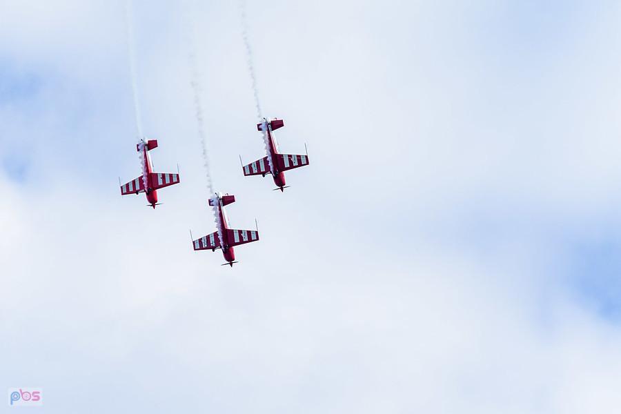 Samoloty Extra 330 LC - grupa akrobacyjna Fire Birds - AirShow Rudniki 2025