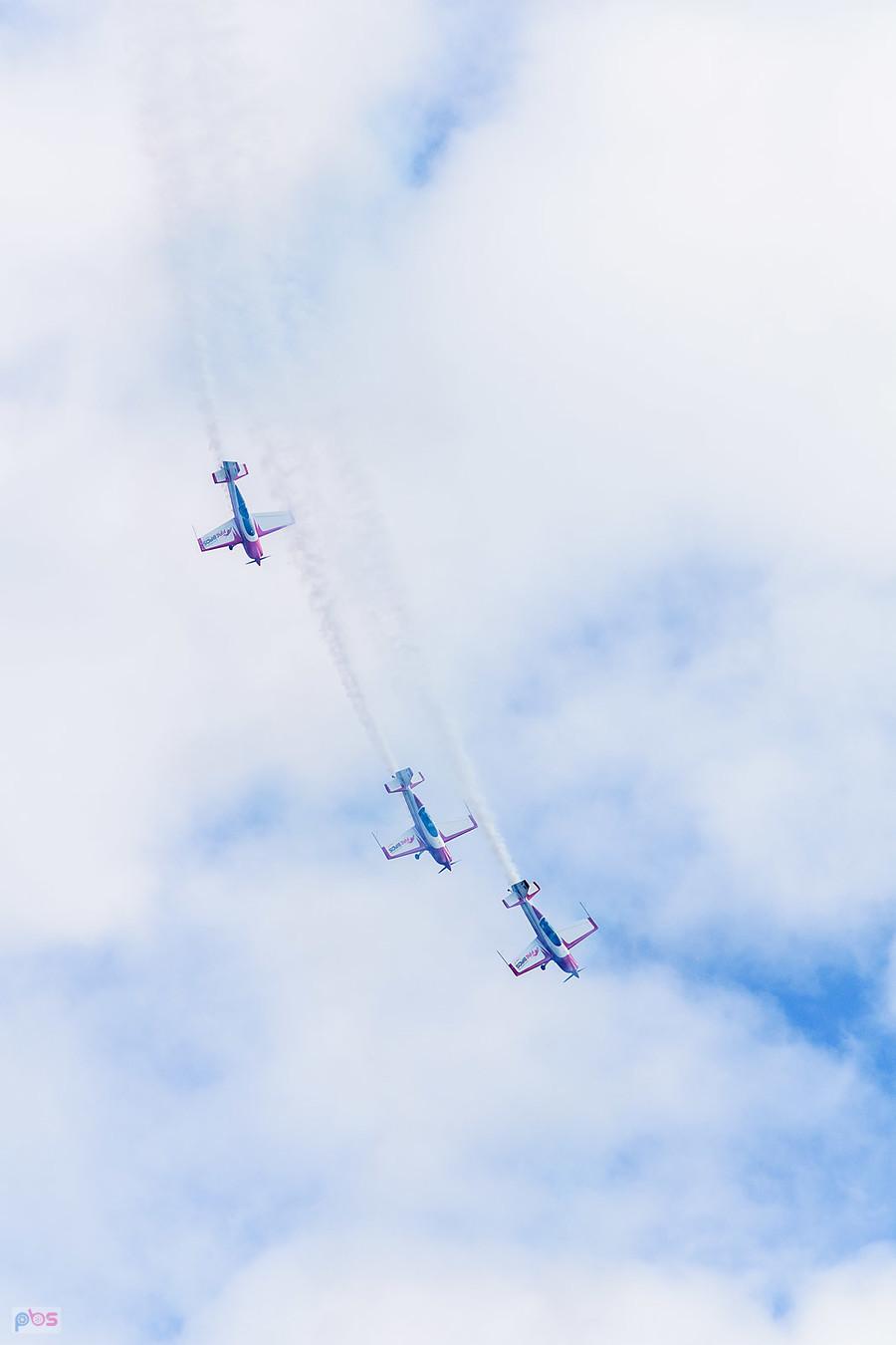 Samoloty Extra 330 LC - grupa akrobacyjna Fire Birds - AirShow Rudniki 2025