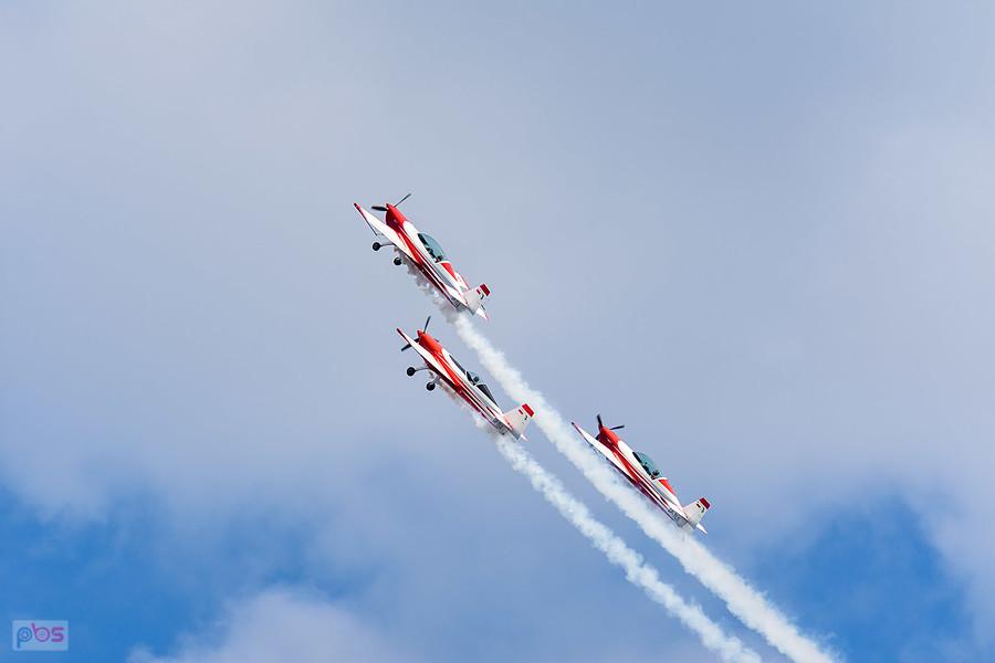 Samoloty Extra 330 LC - grupa akrobacyjna Fire Birds - AirShow Rudniki 2025