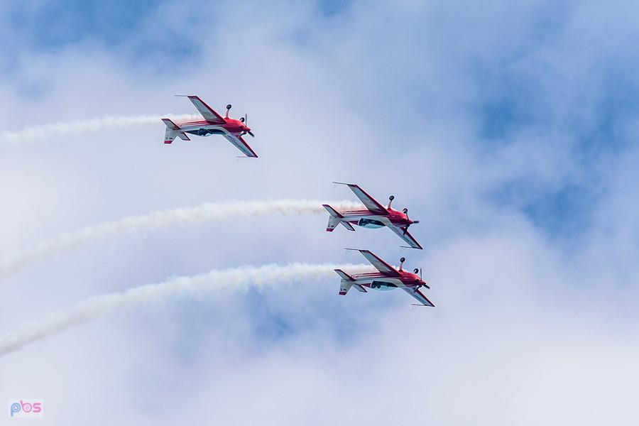 Samoloty Extra 330 LC - grupa akrobacyjna Fire Birds - AirShow Rudniki 2025