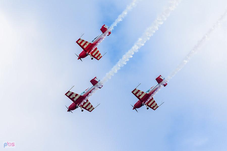 Samoloty Extra 330 LC - grupa akrobacyjna Fire Birds - AirShow Rudniki 2025