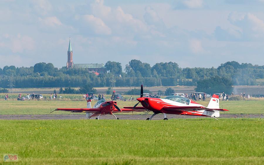 Samoloty Extra 330 LC - grupa akrobacyjna Fire Birds - AirShow Rudniki 2025