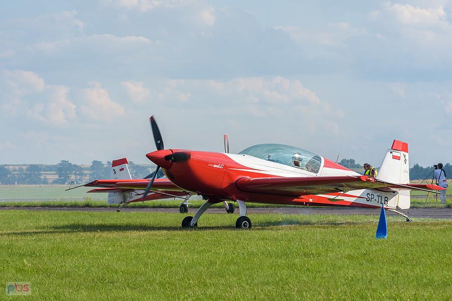 Extra 330 LC #SP-TLB - pilot Sebastian Nowicki