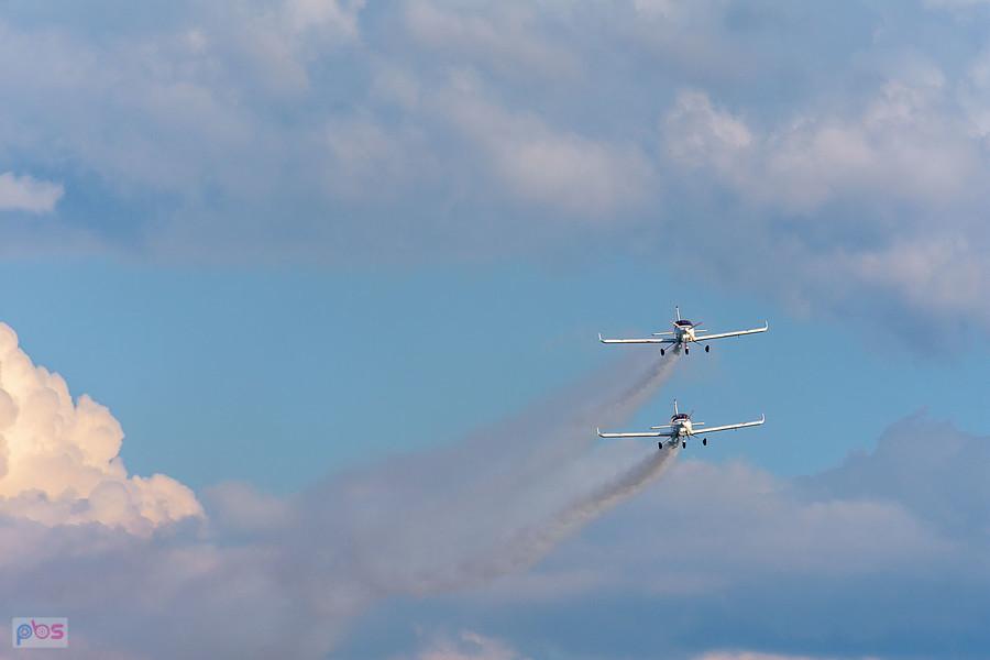 Samoloty Aero AT-3 R100 - #SP-TPE Hubert Massalski #SP-TPF - Radek Izdebski - grupa akrobacyjna Dwójka z AW - AirShow Rudniki 2025
