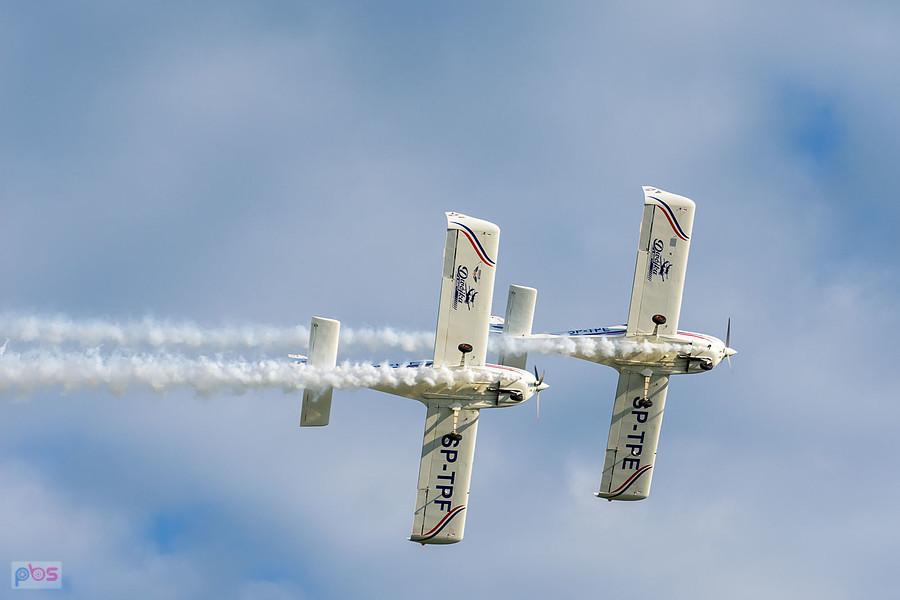 Samoloty Aero AT-3 R100 - #SP-TPE Hubert Massalski #SP-TPF - Radek Izdebski - grupa akrobacyjna Dwójka z AW - AirShow Rudniki 2025
