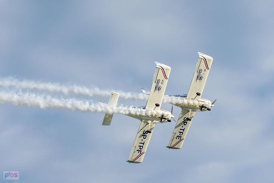 Samoloty Aero AT-3 R100 - #SP-TPE Hubert Massalski #SP-TPF - Radek Izdebski - grupa akrobacyjna Dwójka z AW - AirShow Rudniki 2025