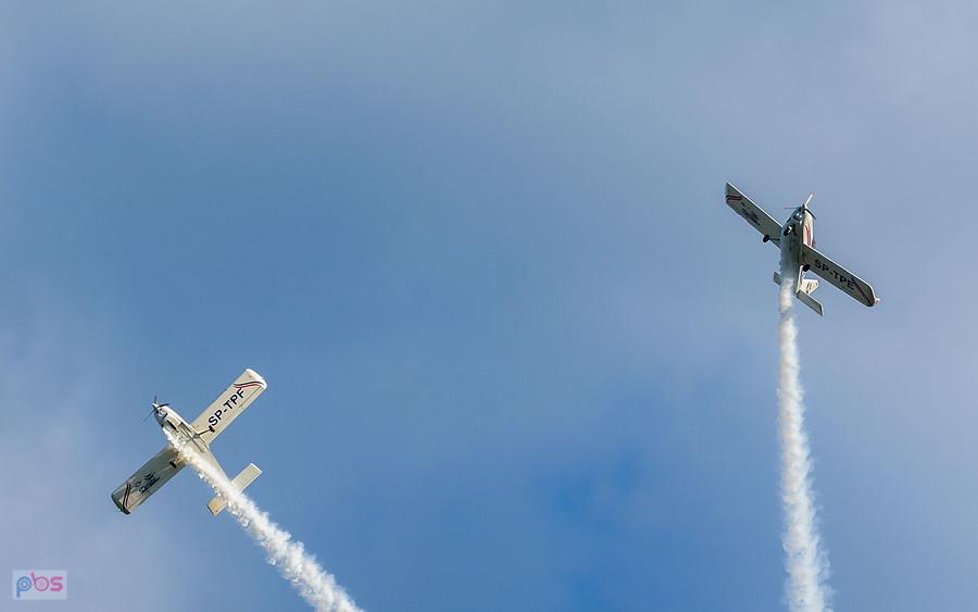 Samoloty Aero AT-3 R100 - #SP-TPE Hubert Massalski #SP-TPF - Radek Izdebski - grupa akrobacyjna Dwójka z AW - AirShow Rudniki 2025