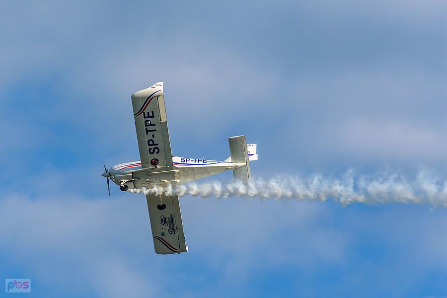Samolot Aero AT-3 R100 - #SP-TPE Hubert Massalski- grupa akrobacyjna Dwójka z AW - AirShow Rudniki 2025