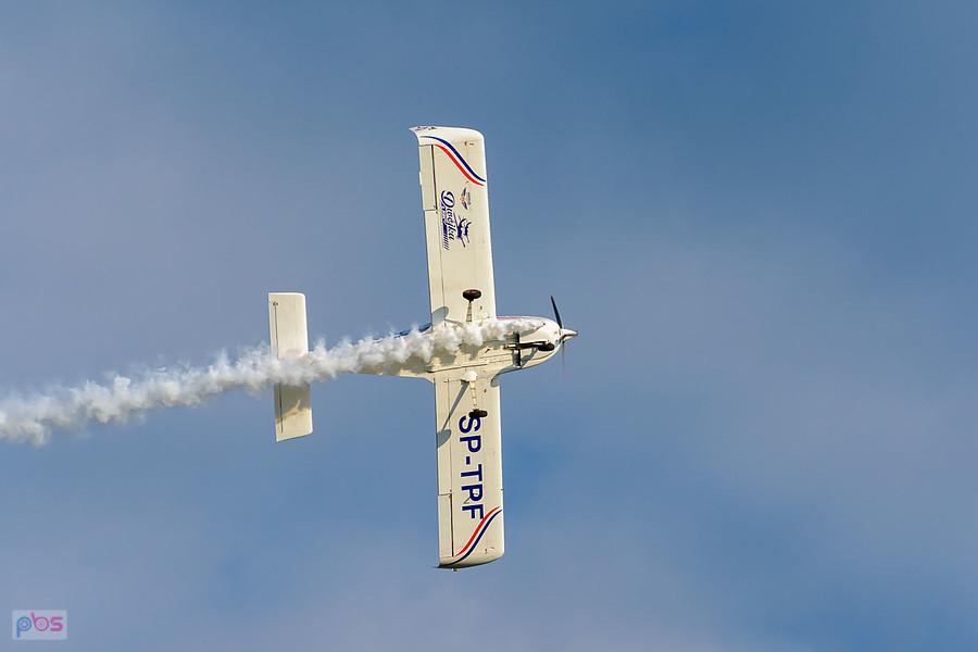 Samoloty Aero AT-3 R100 - #SP-TPF Hubert Massalski #SP-TPF - Hubert Massalski - grupa akrobacyjna Dwójka z AW - AirShow Rudniki 2025