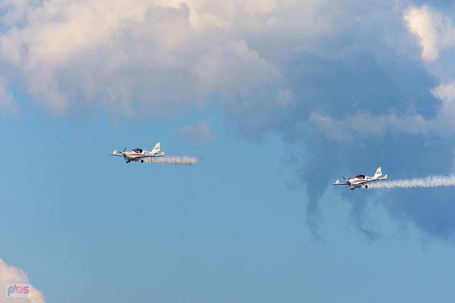 Samoloty Aero AT-3 R100 - #SP-TPE Hubert Massalski #SP-TPF - Radek Izdebski - grupa akrobacyjna Dwójka z AW - AirShow Rudniki 2025
