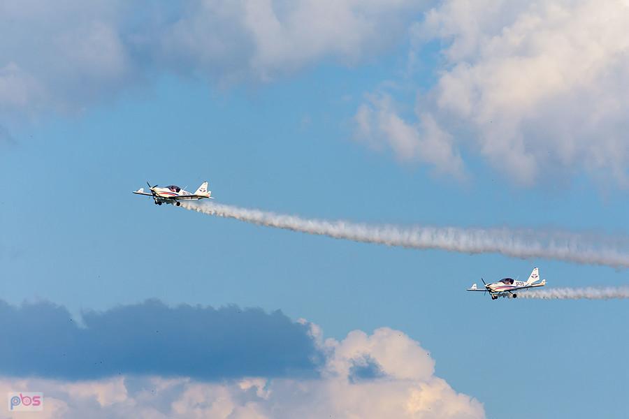 Samoloty Aero AT-3 R100 - #SP-TPE Hubert Massalski #SP-TPF - Radek Izdebski - grupa akrobacyjna Dwójka z AW - AirShow Rudniki 2025