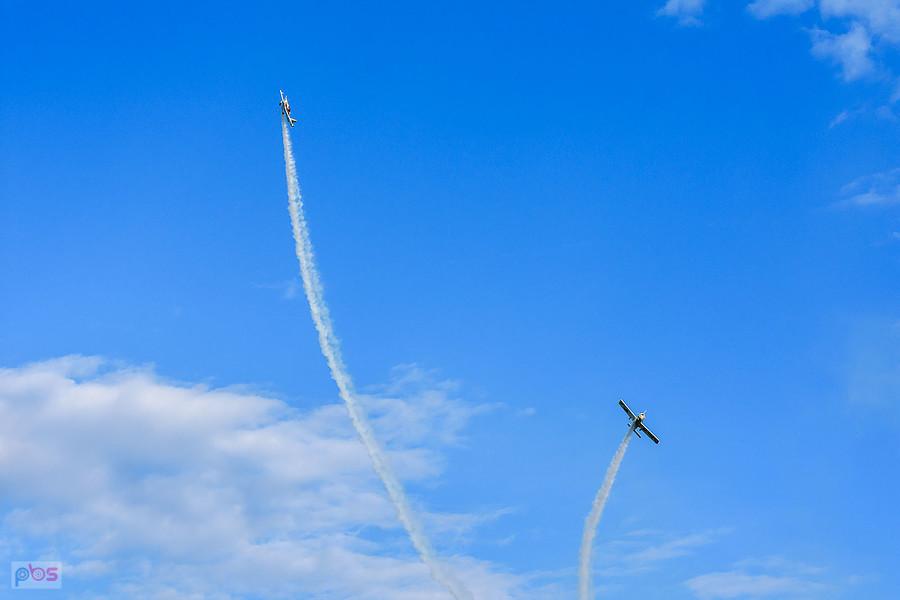Samoloty Aero AT-3 R100 - #SP-TPE Hubert Massalski #SP-TPF - Radek Izdebski - grupa akrobacyjna Dwójka z AW - AirShow Rudniki 2025