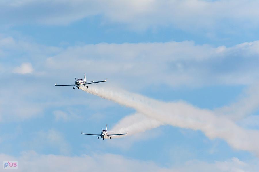 Samoloty Aero AT-3 R100 - #SP-TPE Hubert Massalski #SP-TPF - Radek Izdebski - grupa akrobacyjna Dwójka z AW - AirShow Rudniki 2025