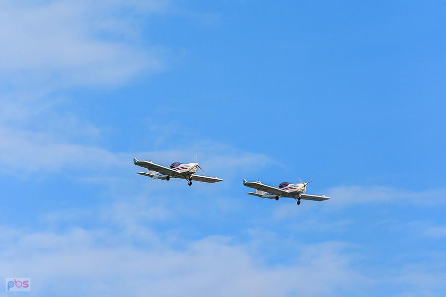 Samoloty Aero AT-3 R100 - #SP-TPE Hubert Massalski #SP-TPF - Radek Izdebski - grupa akrobacyjna Dwójka z AW - AirShow Rudniki 2025