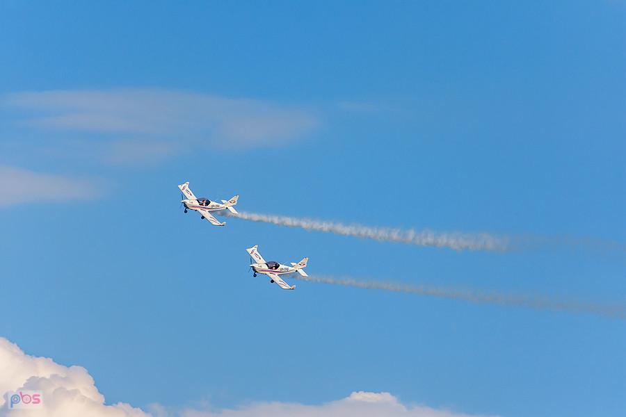 Samoloty Aero AT-3 R100 - #SP-TPE Hubert Massalski #SP-TPF - Radek Izdebski - grupa akrobacyjna Dwójka z AW - AirShow Rudniki 2025