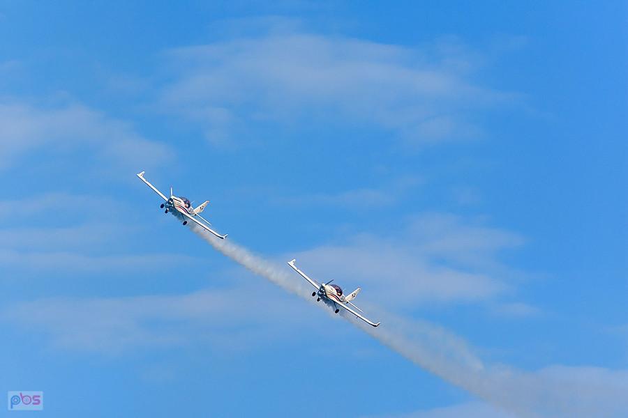 Samoloty Aero AT-3 R100 - #SP-TPE Hubert Massalski #SP-TPF - Radek Izdebski - grupa akrobacyjna Dwójka z AW - AirShow Rudniki 2025