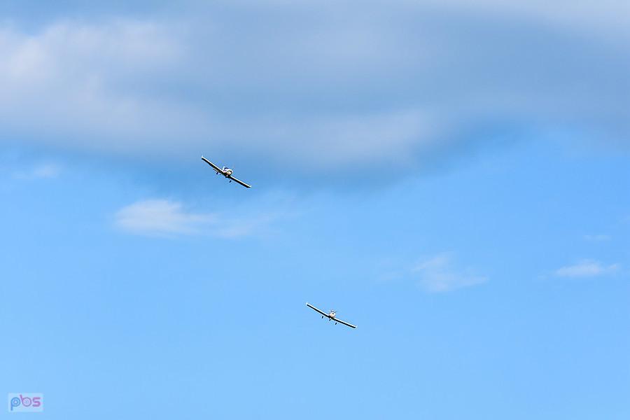 Samoloty Aero AT-3 R100 - #SP-TPE Hubert Massalski #SP-TPF - Radek Izdebski - grupa akrobacyjna Dwójka z AW - AirShow Rudniki 2025