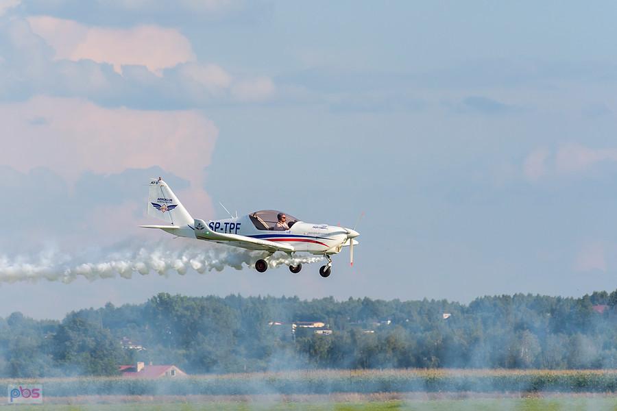 Samolot Aero AT-3 R100 - #SP-TPF - Radek Izdebski- grupa akrobacyjna Dwójka z AW - AirShow Rudniki 2025