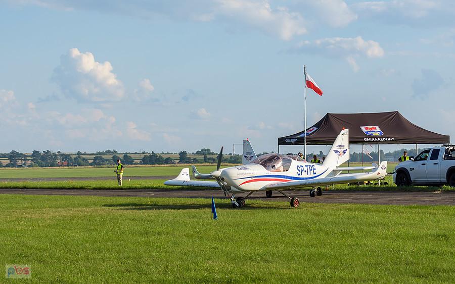 Samolot Aero AT-3 R100 - #SP-TPE - Hubert Massalski - grupa akrobacyjna Dwójka z AW - AirShow Rudniki 2025