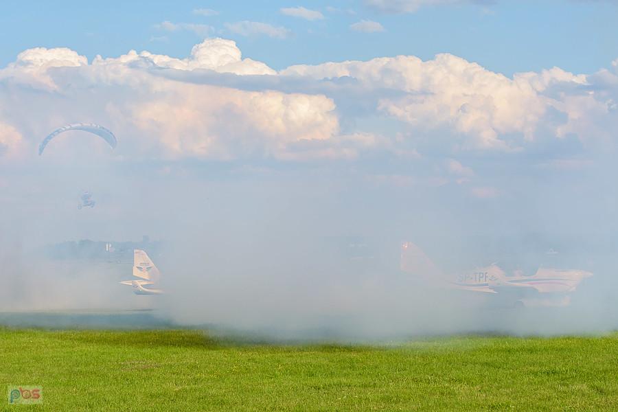 Samoloty Aero AT-3 R100 - #SP-TPE Hubert Massalski #SP-TPF - Radek Izdebski - grupa akrobacyjna Dwójka z AW - AirShow Rudniki 2025