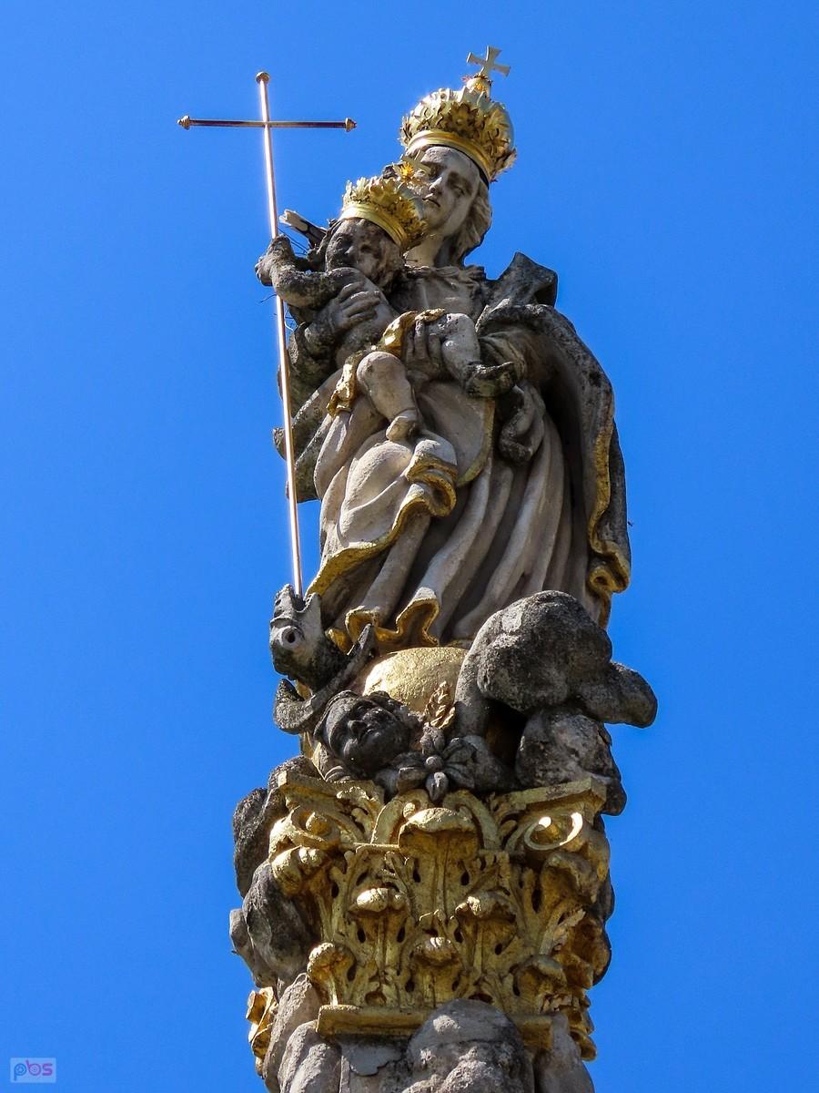 Drnholec - Figura Matki Boskiej z Dzieciątkiem z kolumny maryjnej