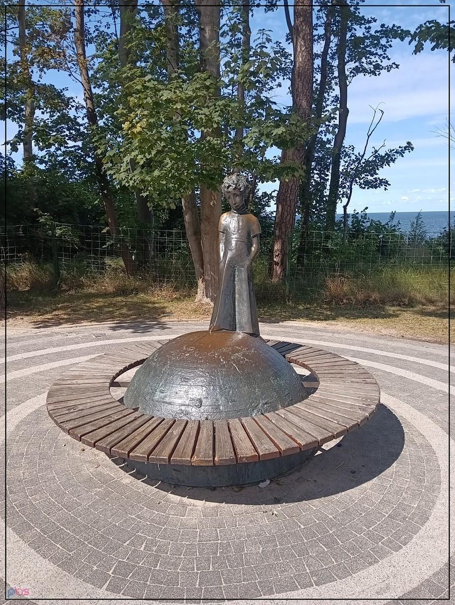 MAŁY KSIĄŻE W REWALU