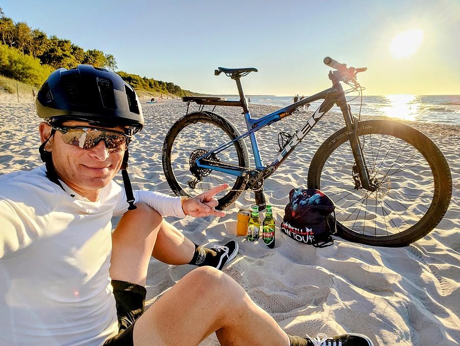 Chill na plaży w Kołobrzegu.