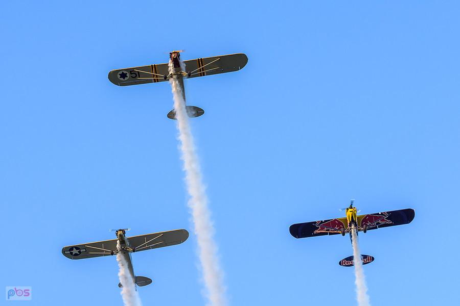 Piper J-3C-65 Cub #SP-SAFY (zabytek), Cub Crafters Carbon Cub CCX-1865 #N916RX (nowa konstrukcja), Piper L-4J Cub #SP-SMLP (rok prod. 1944)