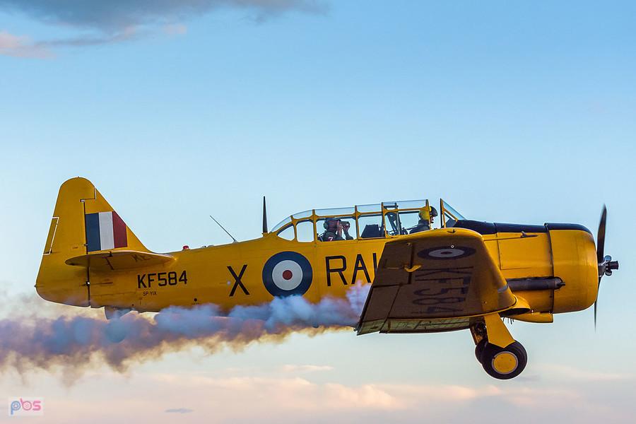 North American T-6 "Harvard" Mk.4M #KF584 (SP-YIX) samolot szkoleniowo-treningowy z 1953 roku - AirShow Rudniki 2025