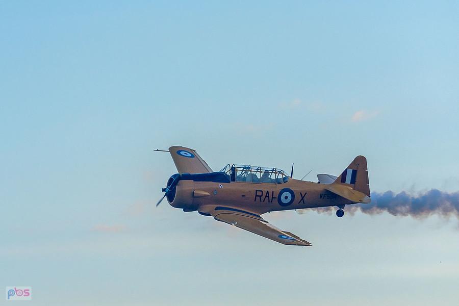 North American T-6 "Harvard" Mk.4M #KF584 (SP-YIX) samolot szkoleniowo-treningowy z 1953 roku - AirShow Rudniki 2025