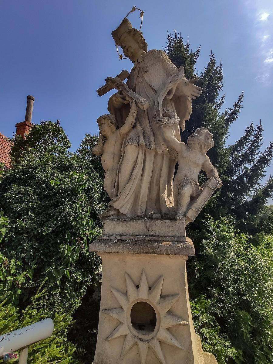 Jaroměřice nad Rokytnou - św. Jan Nepomucen na moście nad rzeką Rokytnou