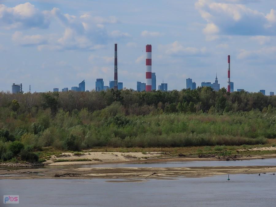 Widok na Centrum przez kominy