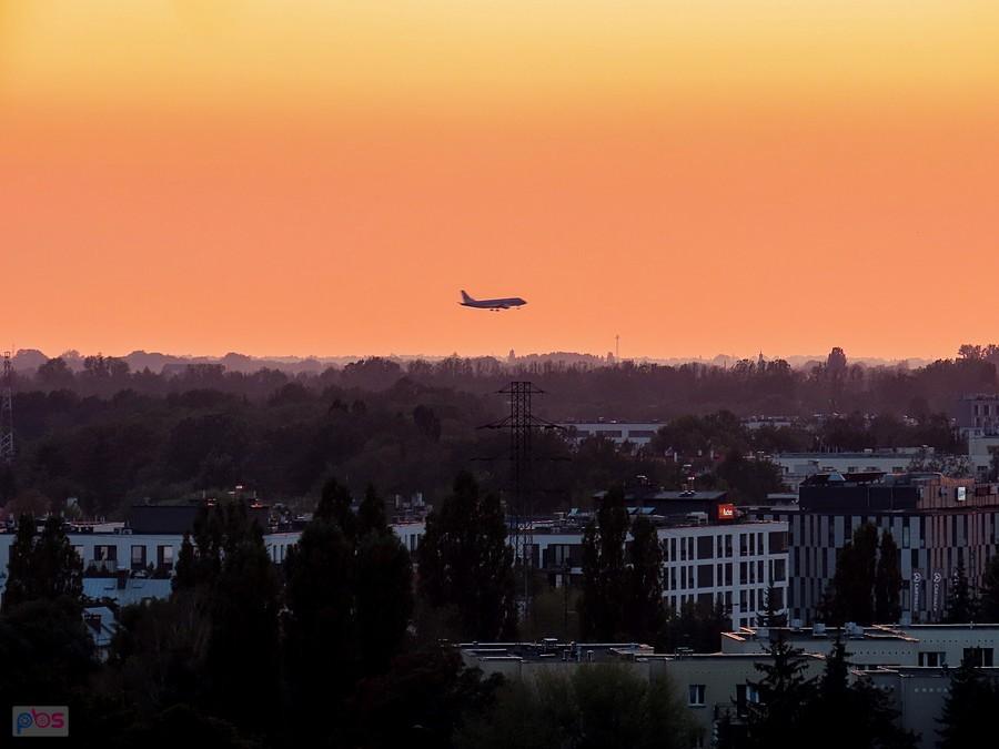 Embraer podchodzi do lądowania
