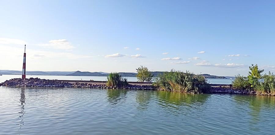 Balaton w rejonie Balatonfoldvar