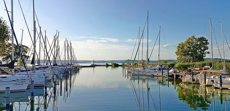 Balatonfoldvar. Marina