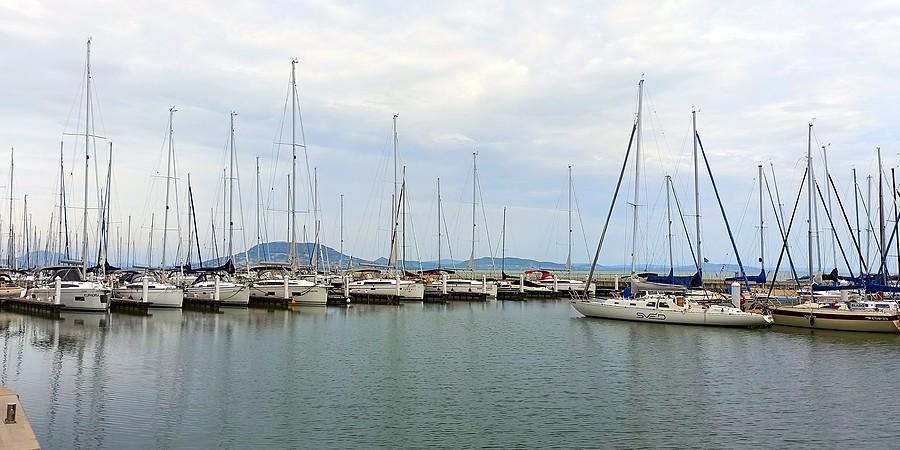 Marina w Fenyves nad Balatonem
