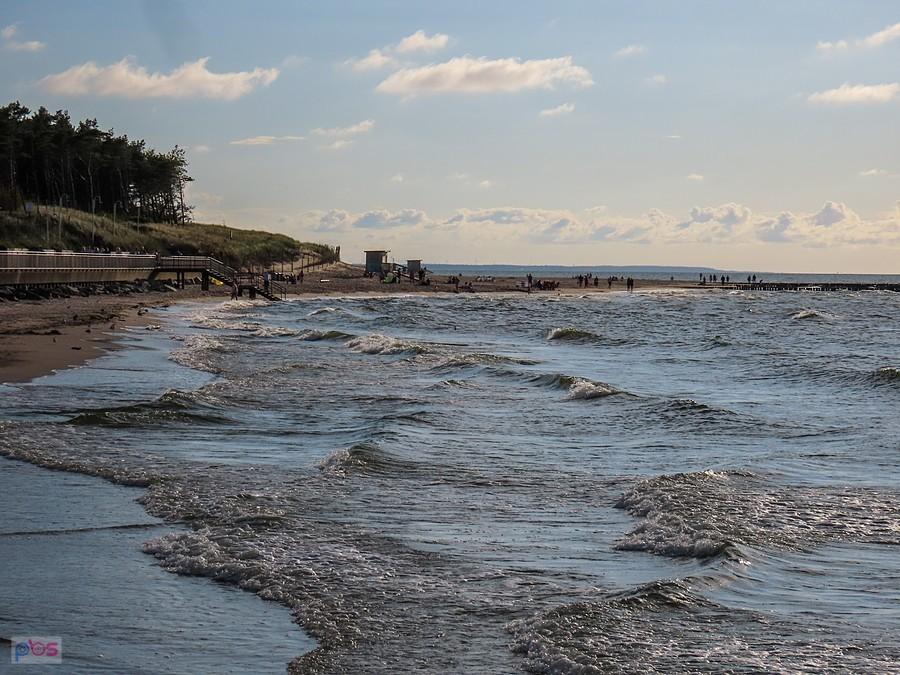 Rowy - plaża przy promenadzie