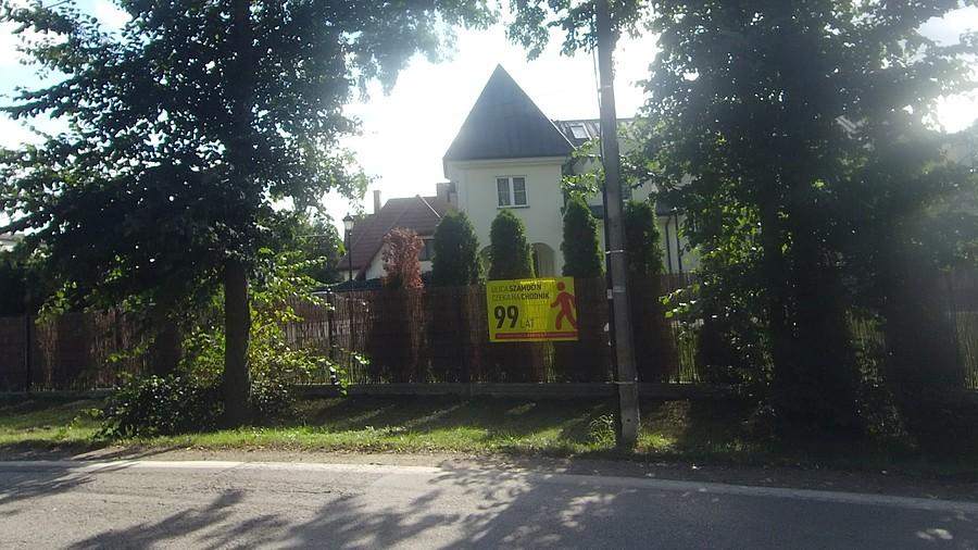 "Ulica Szamocin czeka na chodnik już 99 lat"
