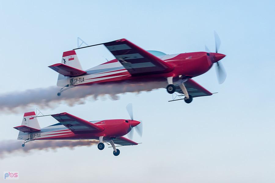 Samoloty Extra 330 LC - grupa akrobacyjna Fire Birds - AirShow Rudniki 2025