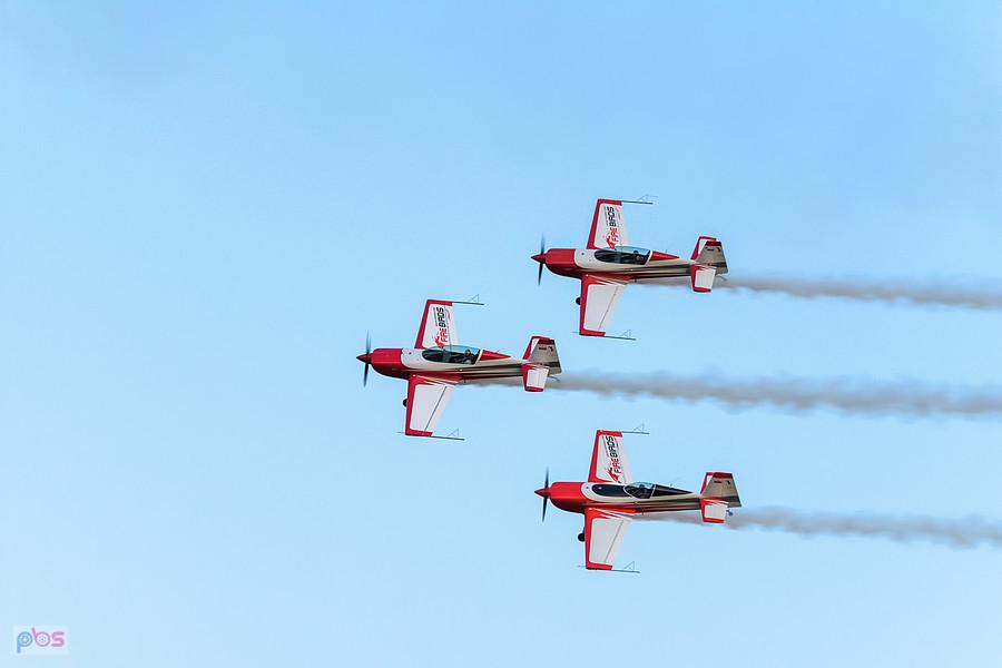 Samoloty Extra 330 LC - grupa akrobacyjna Fire Birds - AirShow Rudniki 2025