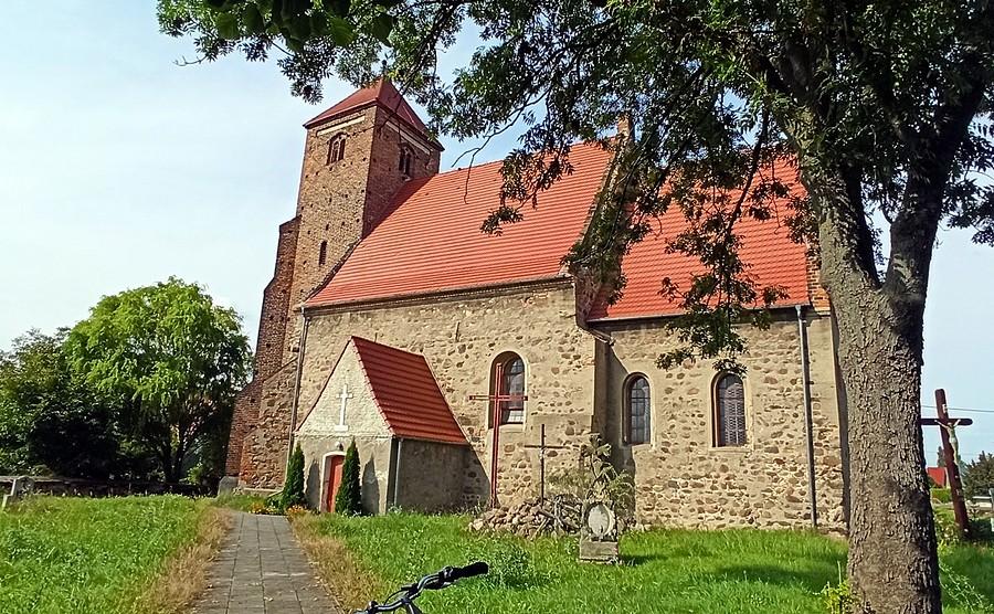 Gotycki kościół św. Michała Archanioła w Nielubi (XV w.)