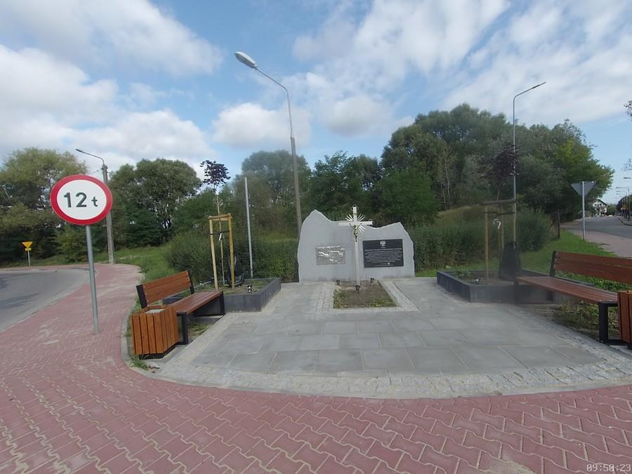 Pamięci pomordowanych Cyganów, Karczew