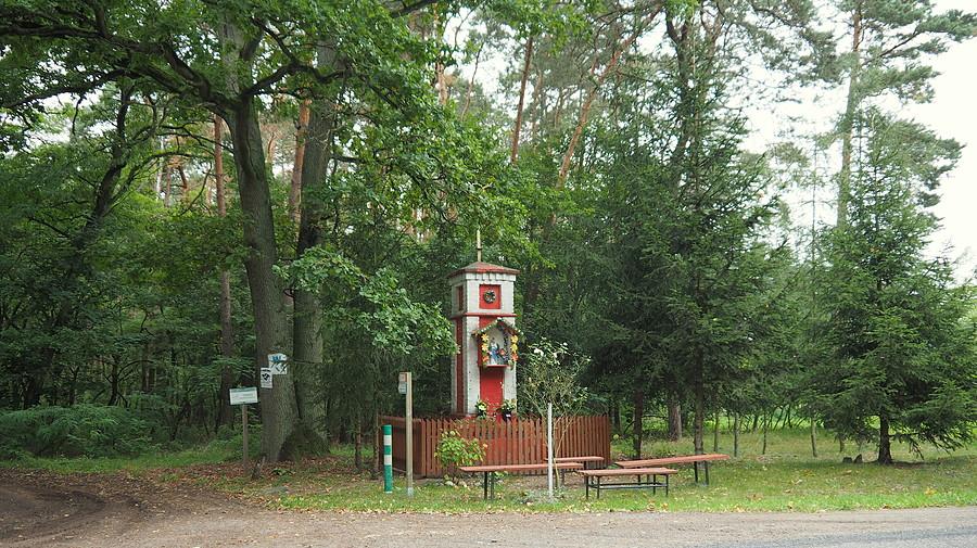 Kapliczka w Krasnym Dłusku