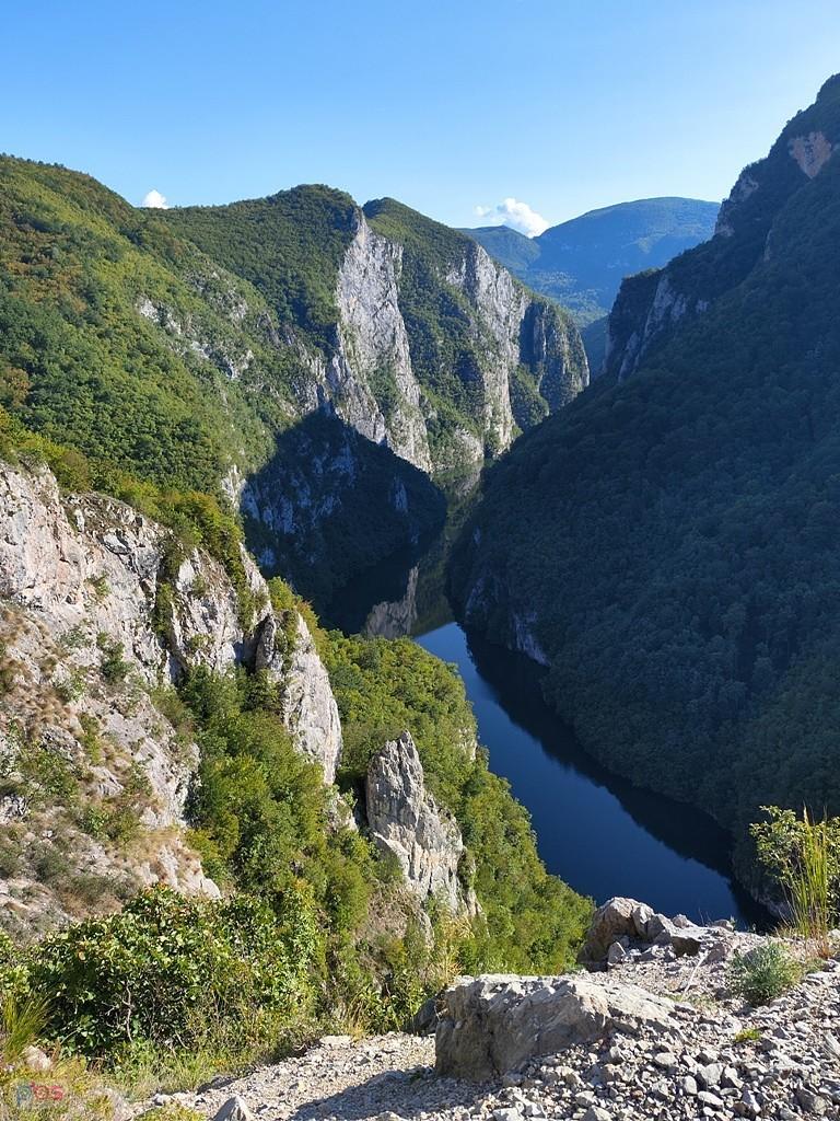 widok na rzekę Lim