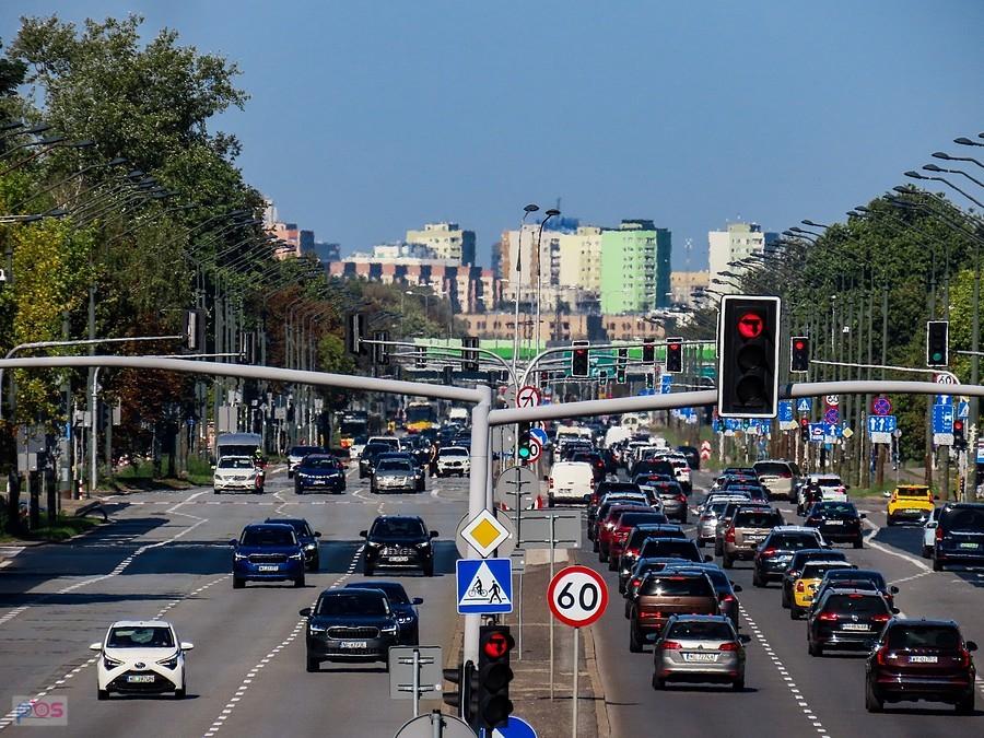 Puławska w kierunku centrum z kładki przy ul. Jagielskiej